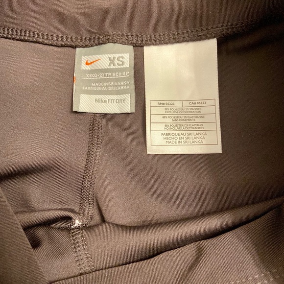 NIKE Workout Pants - Picture 3 of 3